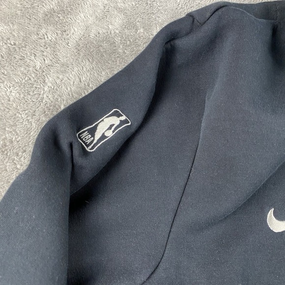 Nike Tech Fleece NBA Sacramento Kings Mens Large Fitted Black Pullover Hoodie - Picture 4 of 16